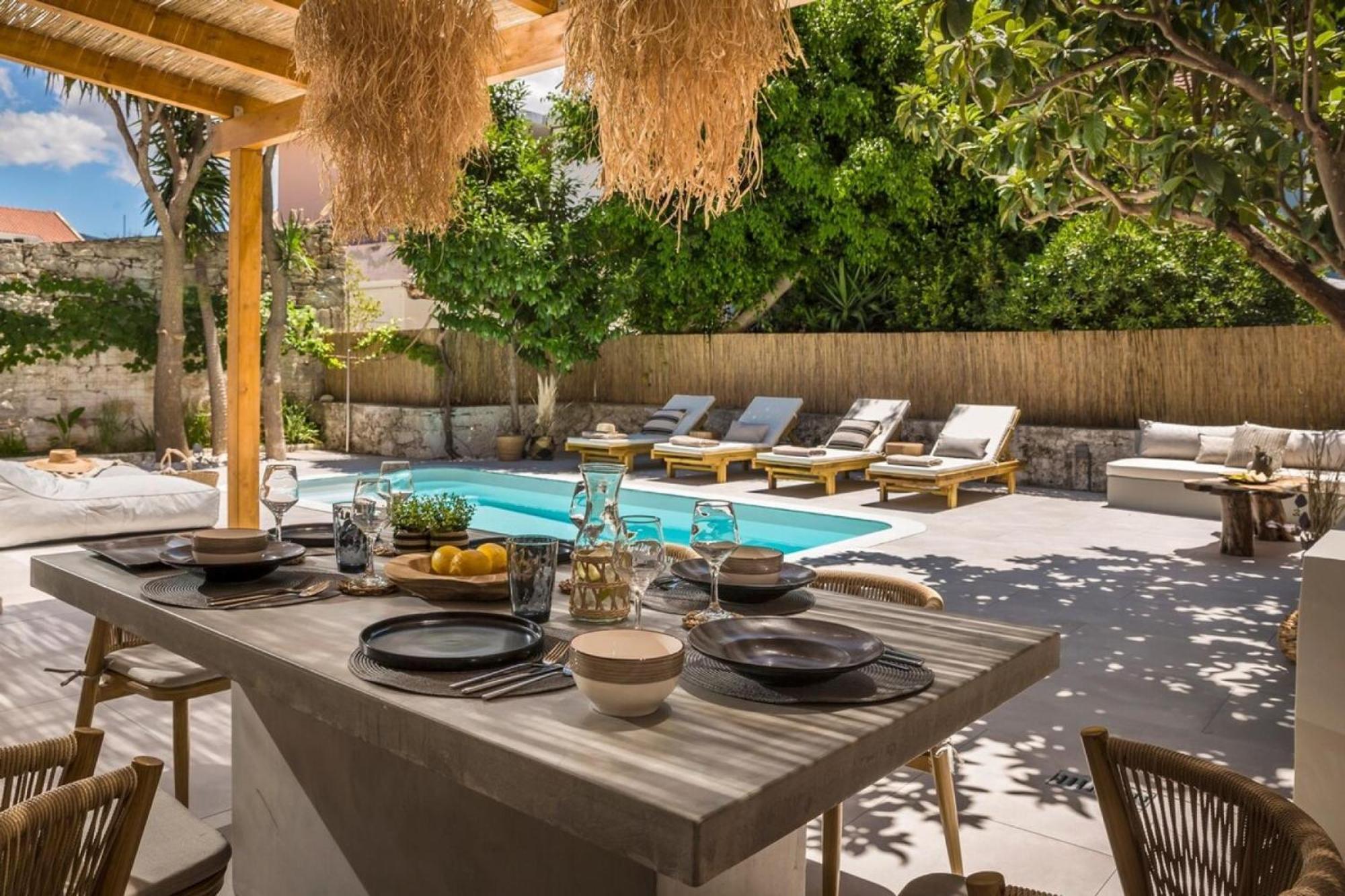 Mystique Lagoon Villa อาร์กอสโตลี ภายนอก รูปภาพ